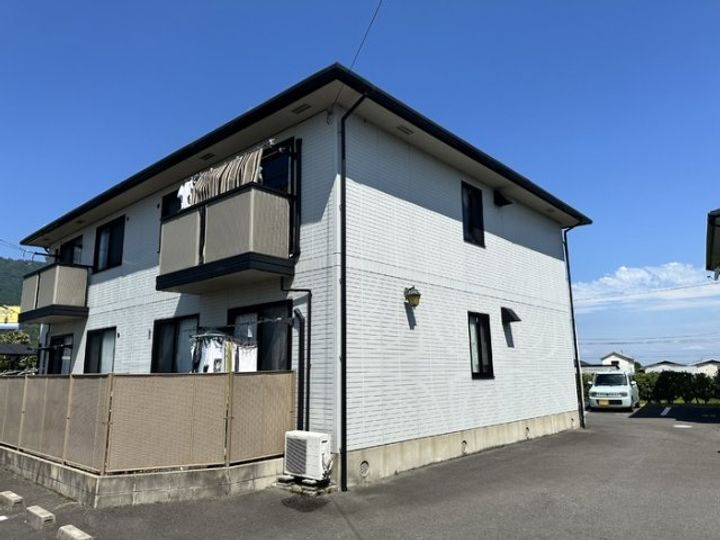 香川県仲多度郡琴平町苗田 2階建 築24年9ヶ月