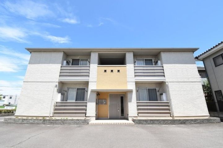 香川県高松市林町 2階建