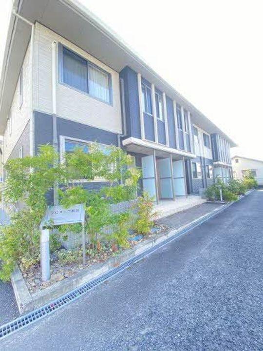 香川県丸亀市郡家町 2階建 築9年5ヶ月
