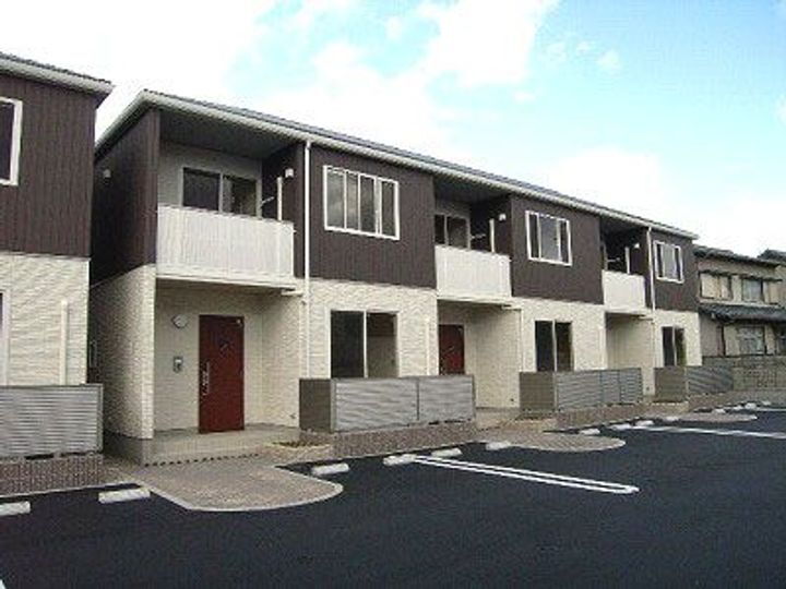香川県高松市木太町 2階建 築16年9ヶ月