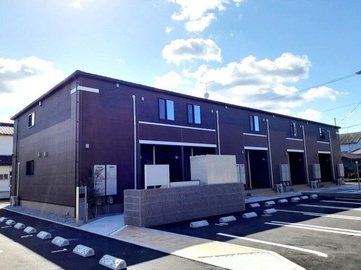 香川県東かがわ市松原 2階建