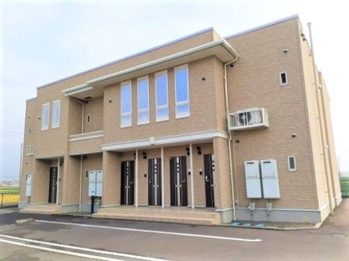 香川県三豊市三野町下高瀬 2階建