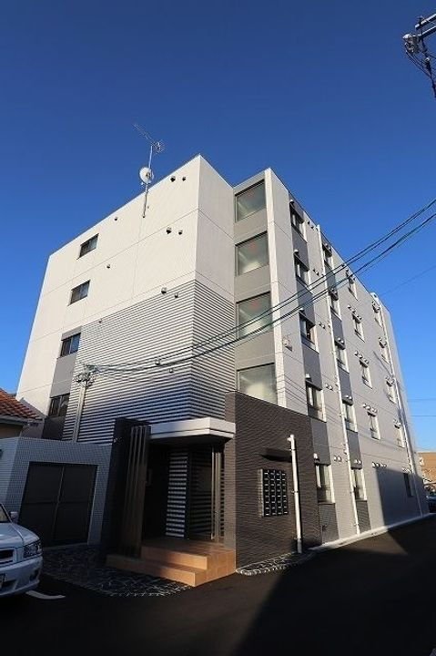 岡山県倉敷市浜町２丁目 5階建