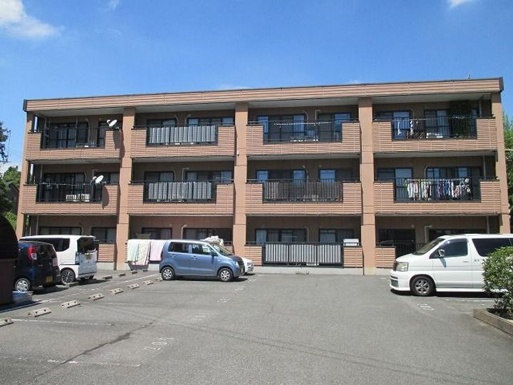 岡山県倉敷市児島上の町２丁目 3階建 築27年7ヶ月