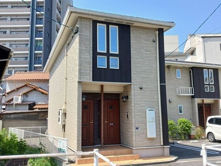 岡山県倉敷市川西町 2階建 築11年4ヶ月