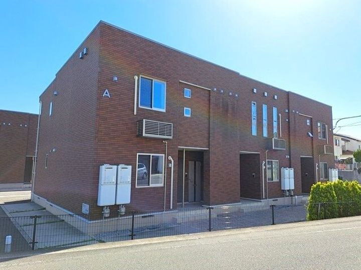 香川県東かがわ市帰来 2階建