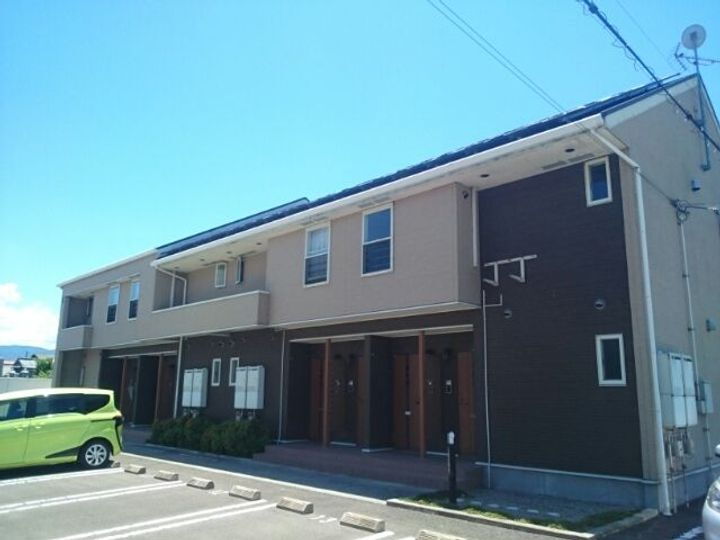 香川県仲多度郡まんのう町吉野下 2階建