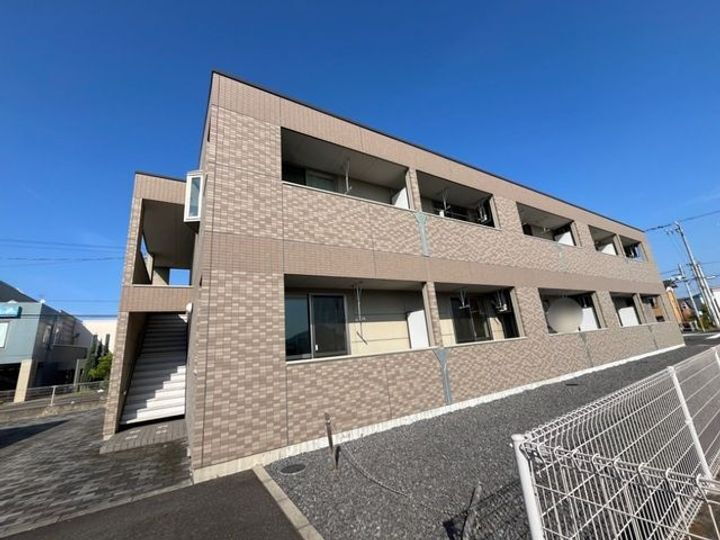 香川県善通寺市原田町 2階建