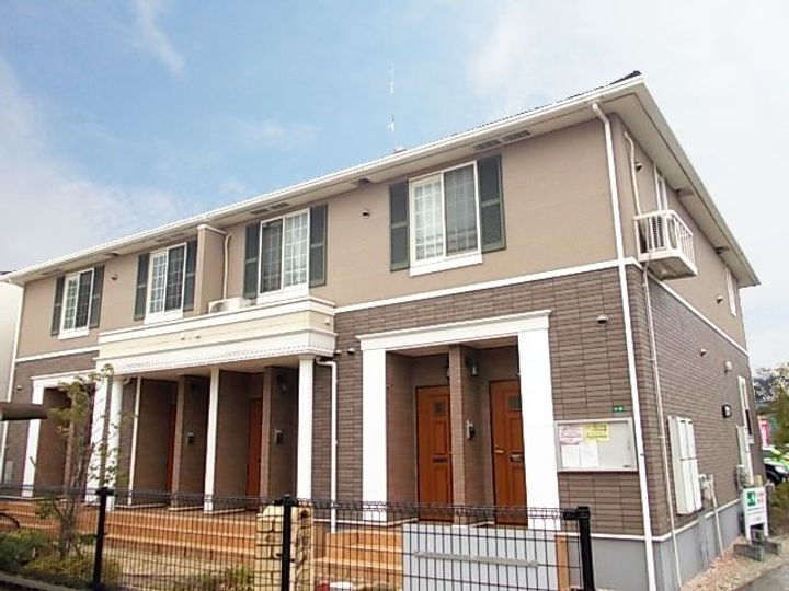 広島県福山市東川口町５丁目 2階建 築16年11ヶ月