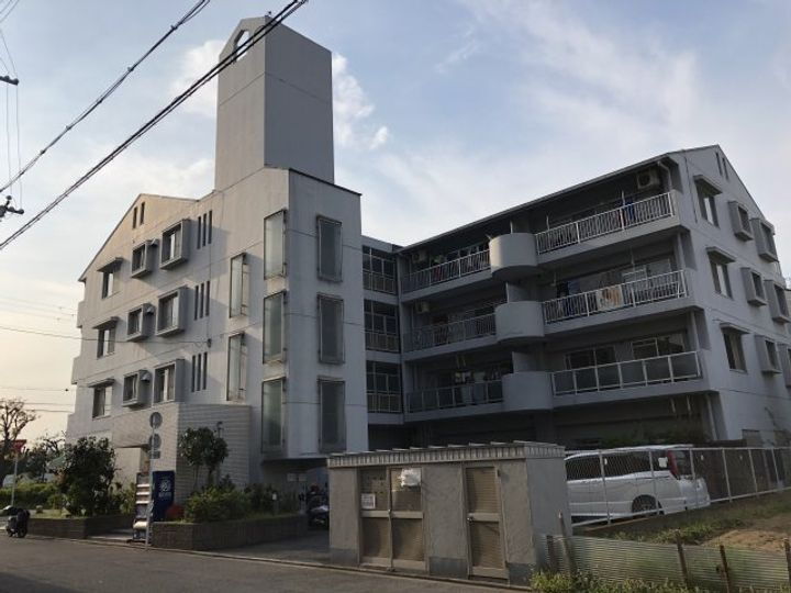 崗本マンション