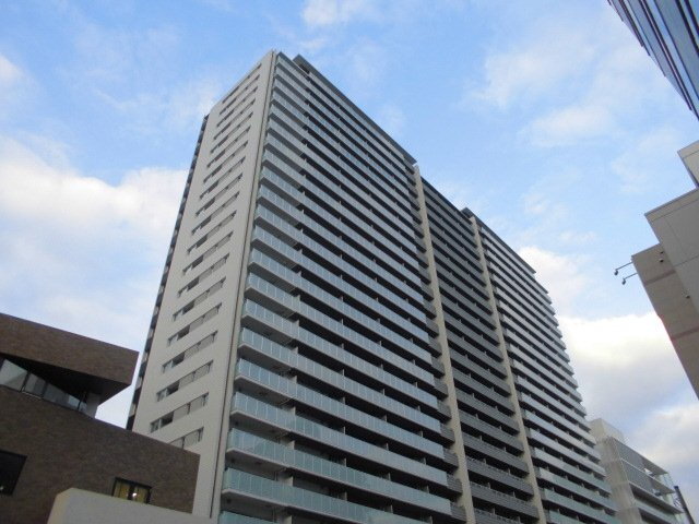 プラウドシティ新大阪 25階建