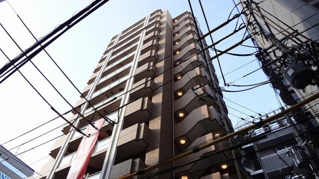 プレサンス新大阪コアシティ 14階建
