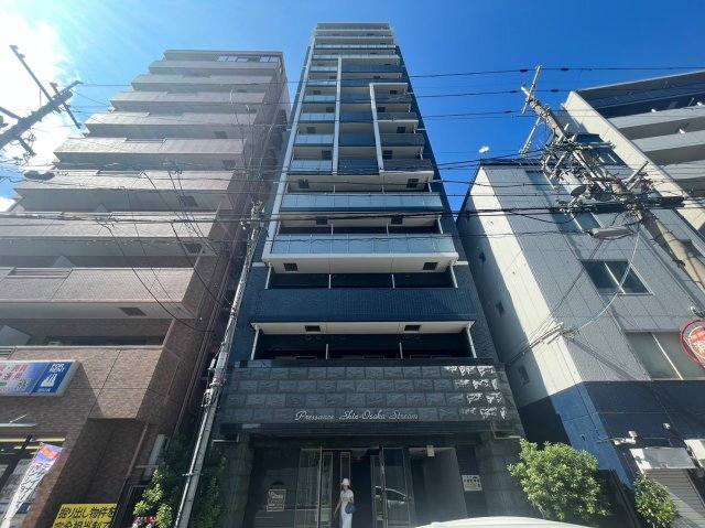 プレサンス新大阪ストリーム 15階建