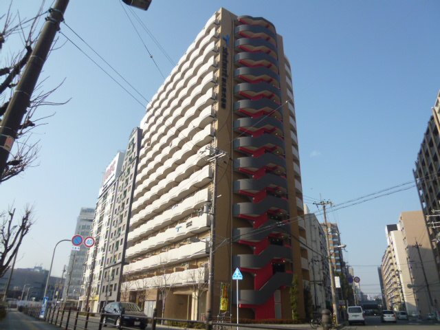 セレニテ新大阪弐番館 15階建