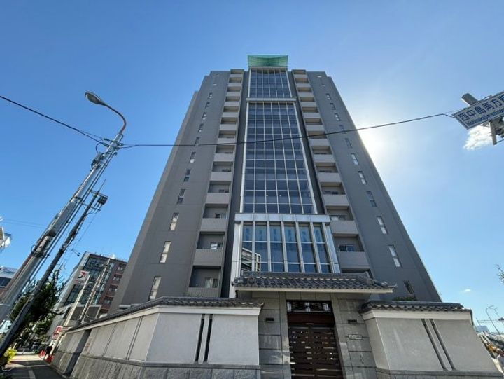大阪府大阪市淀川区西中島１丁目 14階建 築18年5ヶ月