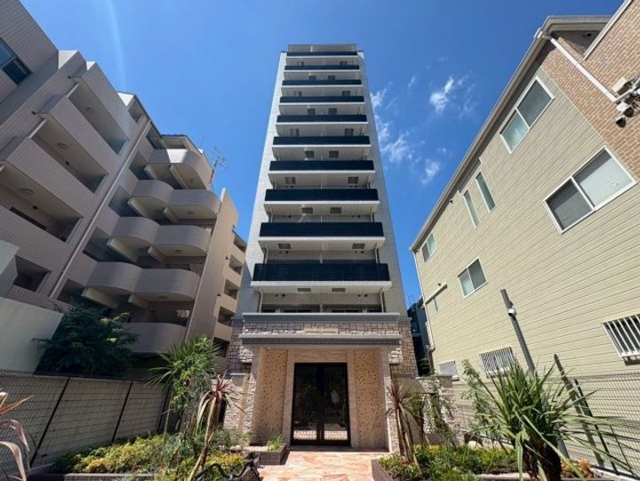 大阪府大阪市淀川区木川西２丁目  12階建