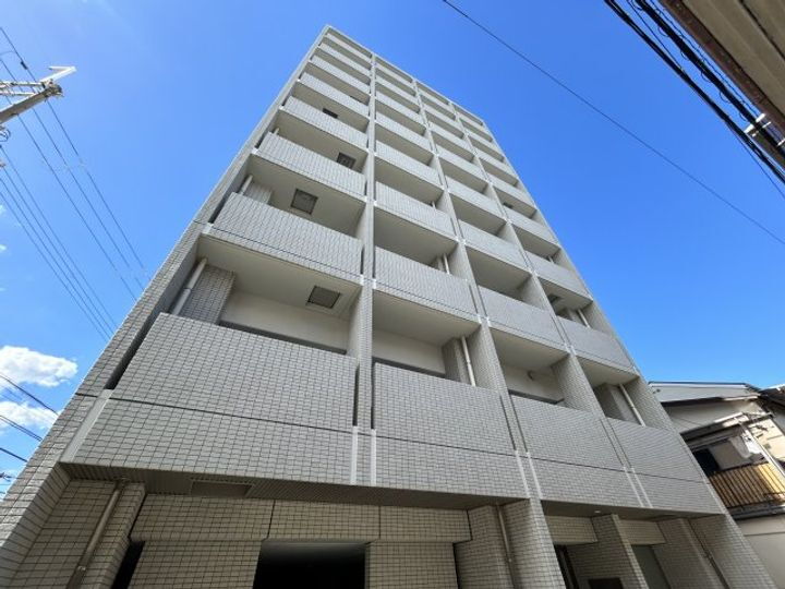 ベラジオ新大阪北 9階建