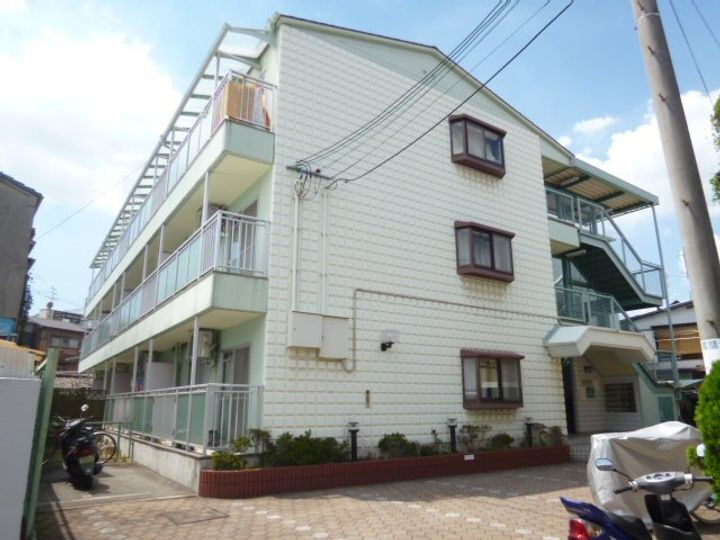 ドムール三国 3階建