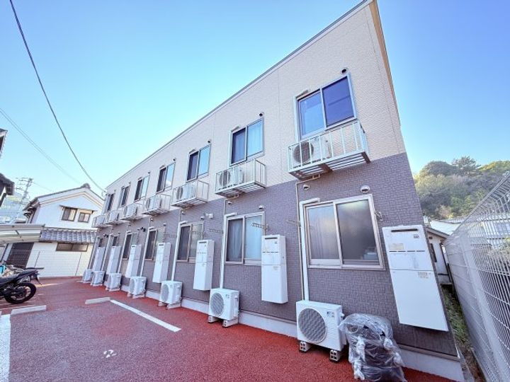 ８７ｇラポール本浦 2階建