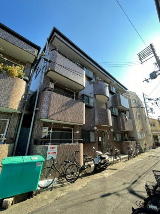 ハッピネスプラザ藤田 3階建