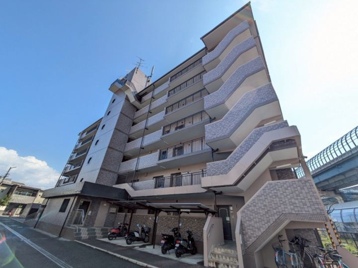 エスペランサ門真南