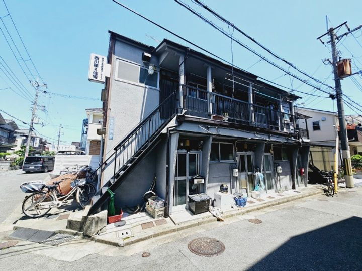 大阪府寝屋川市黒原旭町 賃貸アパート