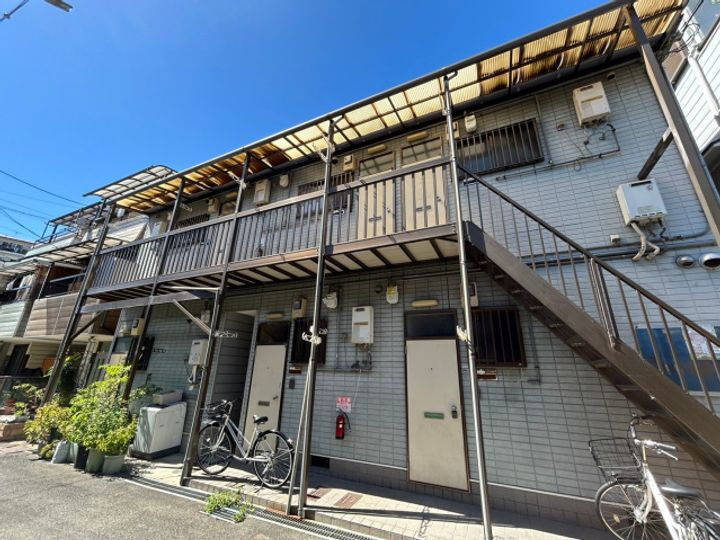 大阪府寝屋川市中木田町 賃貸アパート