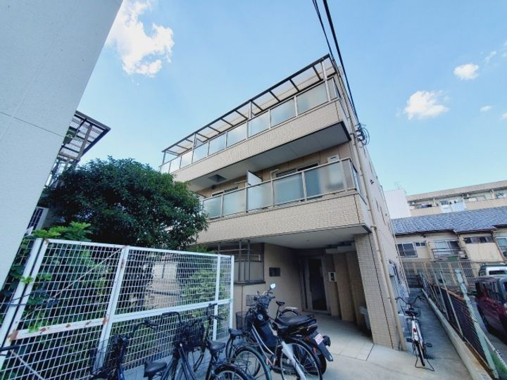 フィオレンテ栄町 3階建