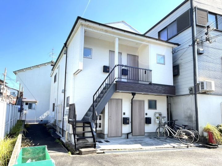 大阪府寝屋川市石津中町 賃貸アパート