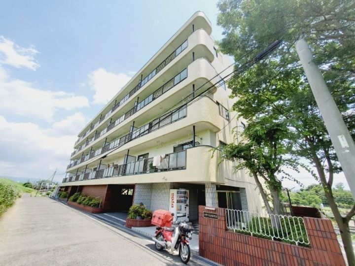 大阪府寝屋川市木屋元町 賃貸マンション