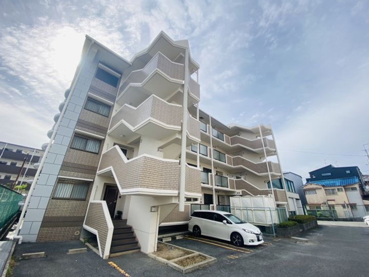 大阪府寝屋川市美井元町 賃貸マンション