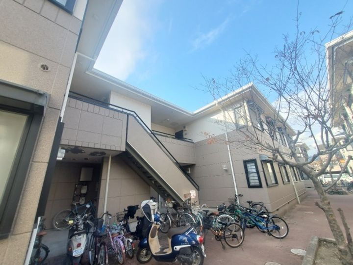 大阪府寝屋川市新家１丁目 賃貸アパート