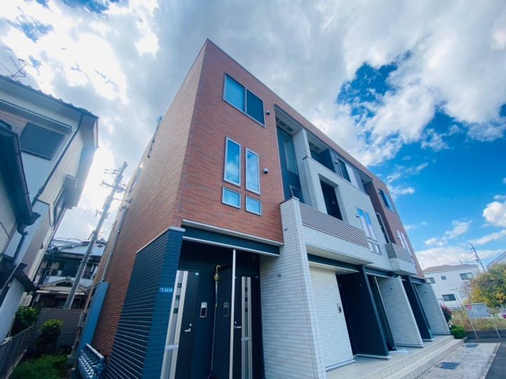 大阪府門真市三ツ島１丁目 賃貸アパート