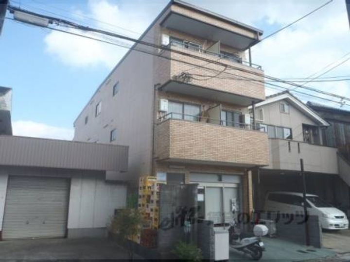 京都府京都市伏見区淀新町 賃貸マンション