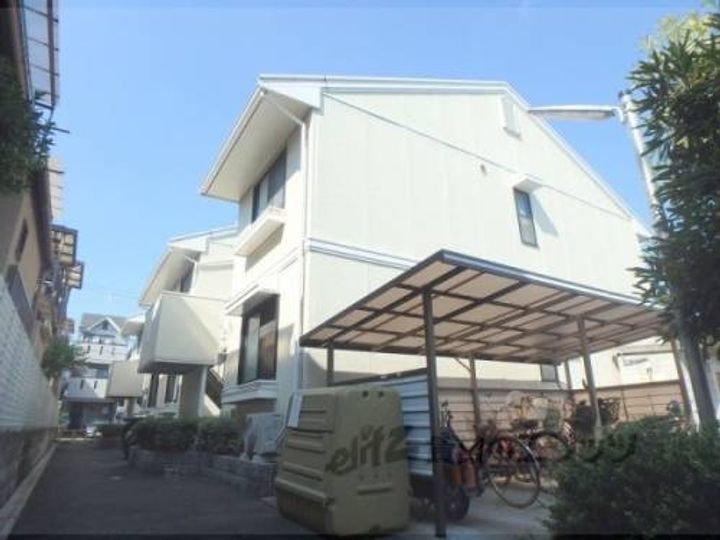 セジュール久我