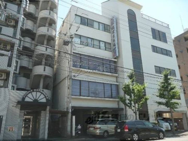 丸富マンション