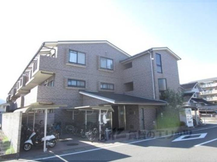 Ｒｅｑｕｉｅ上桂