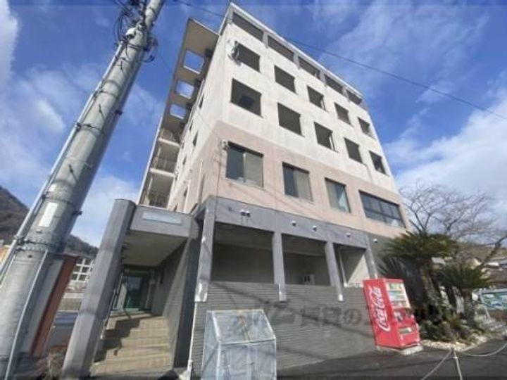 ＷＥＳＴ　ＨＩＬＬ　ＴＡＫＡＴＳＵＫＡ？