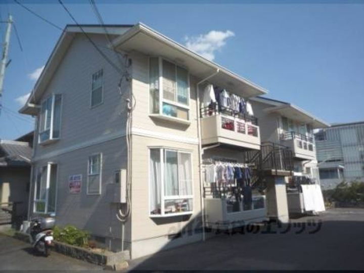 京都府京都市右京区嵯峨罧原町 賃貸アパート