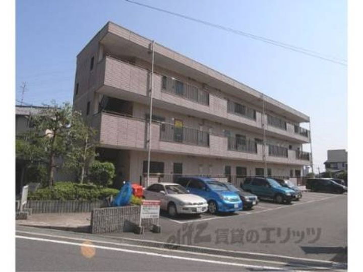 京都府八幡市橋本東刈又 賃貸マンション