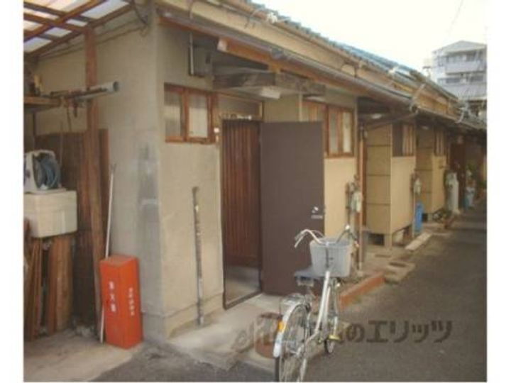 西京極東町３１宇津様貸家 平屋建て