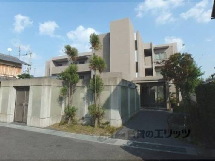 ドミール西向日