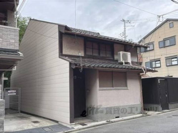 京都府京都市伏見区新町５丁目 賃貸アパート