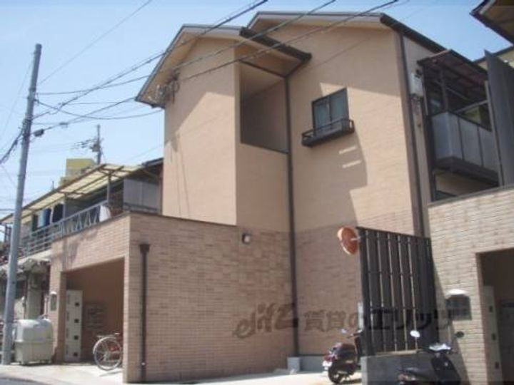ロフティ北花山？ 2階建