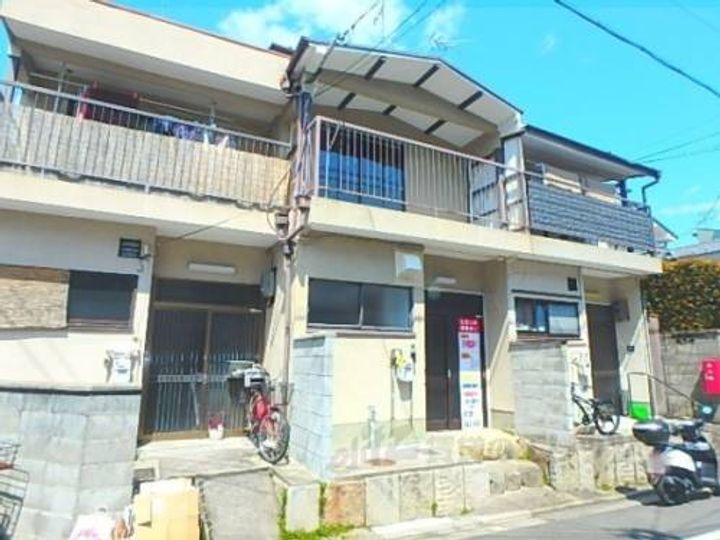 紫竹栗栖町１１貸家 2階建