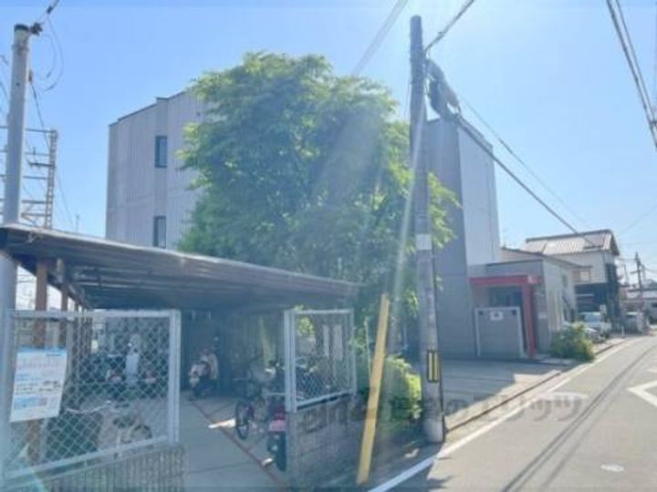 大阪府枚方市三栗１丁目 賃貸マンション