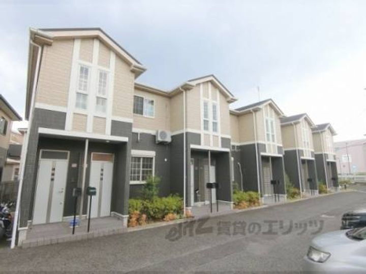 シャリテ高橋川