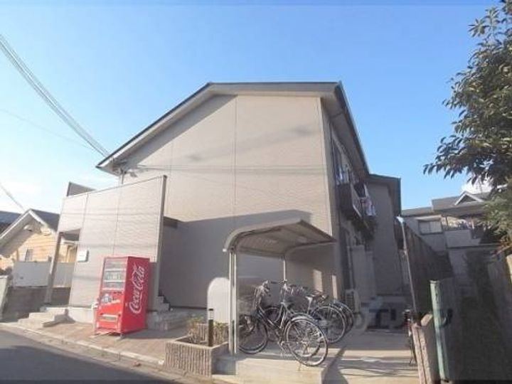 レオパレスダボス