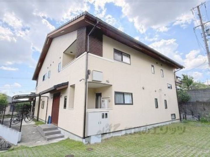 京都府京都市右京区常盤御池町 賃貸アパート