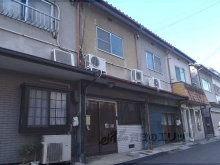 竜が丘３２－６貸家